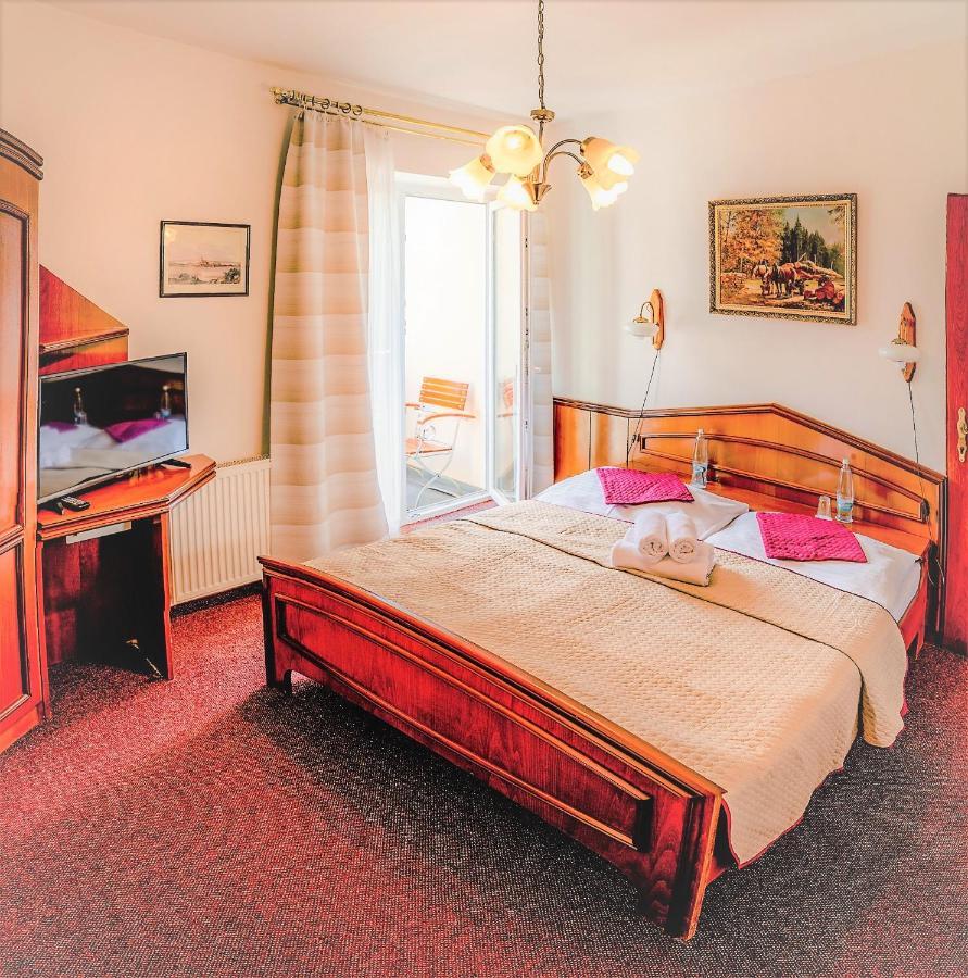Schlosshotel Отель Марианске-Лазне