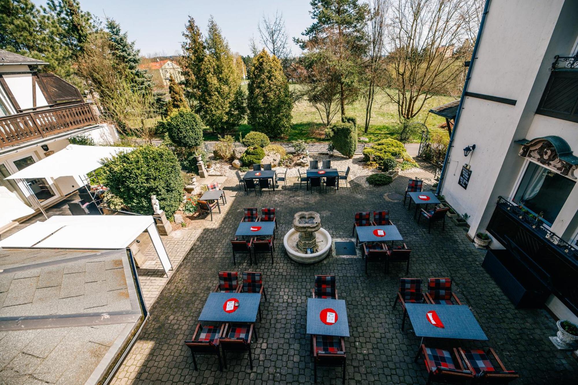 Schlosshotel 3*